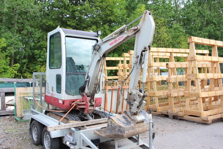 590170-3 Mini excavator Takeuchi TB016 (1751 hours) -08