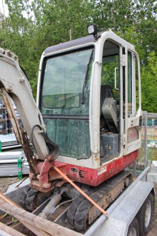 590170-18 Mini excavator Takeuchi TB016 (1751 hours) -08