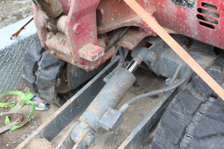 590170-20 Mini excavator Takeuchi TB016 (1751 hours) -08