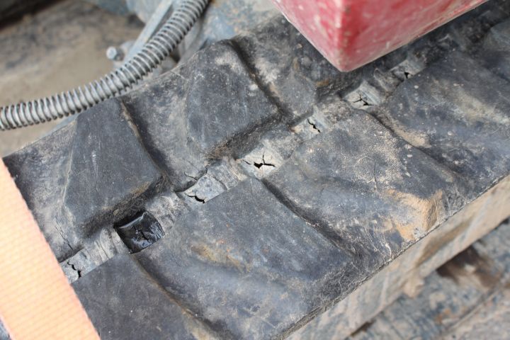 590170-24 Mini excavator Takeuchi TB016 (1751 hours) -08