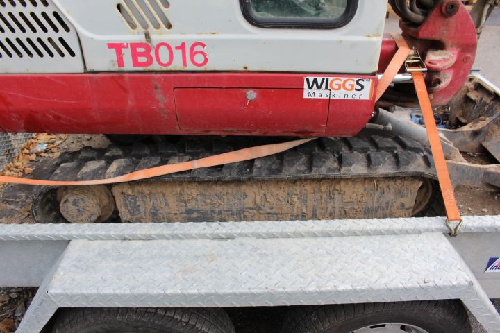 590170-26 Mini excavator Takeuchi TB016 (1751 hours) -08