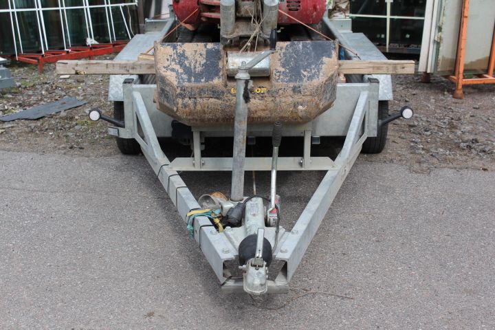 590171-2 Machine trailer with loading ramp INDESPENSION LTD PLT06 (TJH442) -14