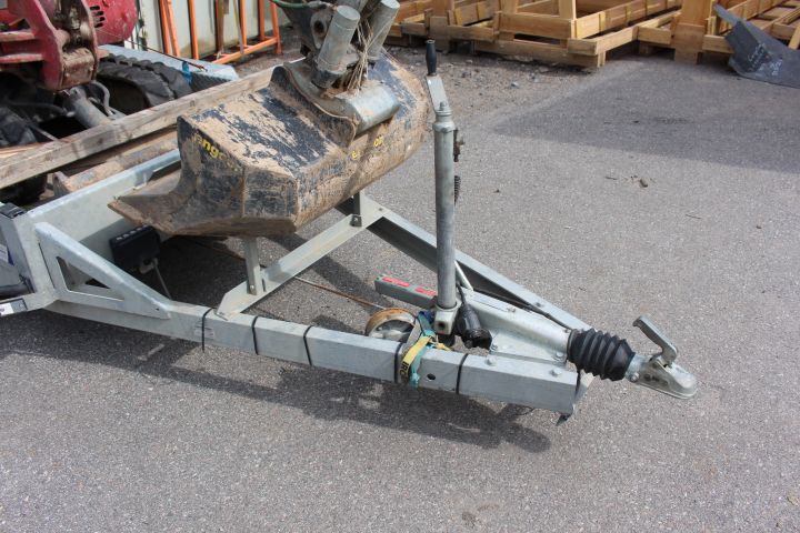 590171-13 Machine trailer with loading ramp INDESPENSION LTD PLT06 (TJH442) -14