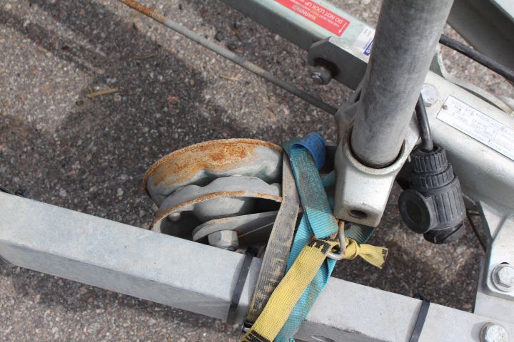 590171-18 Machine trailer with loading ramp INDESPENSION LTD PLT06 (TJH442) -14