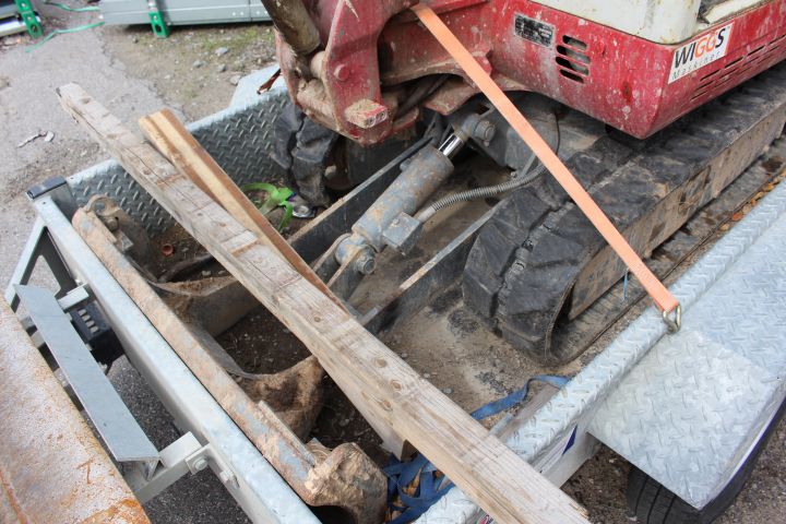 590171-20 Machine trailer with loading ramp INDESPENSION LTD PLT06 (TJH442) -14