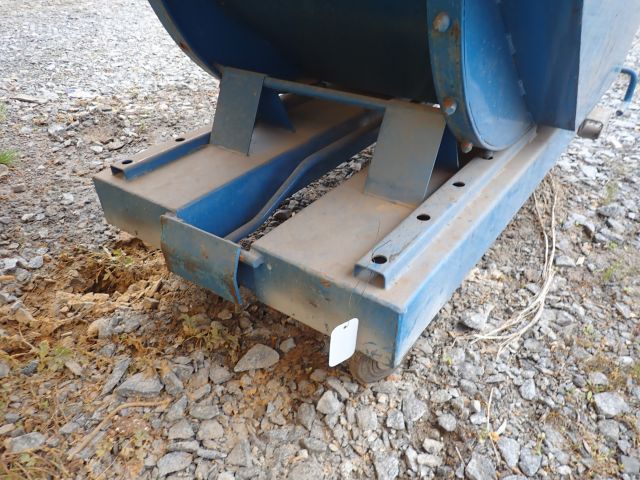 576589-6 Tippcontainer för Truck