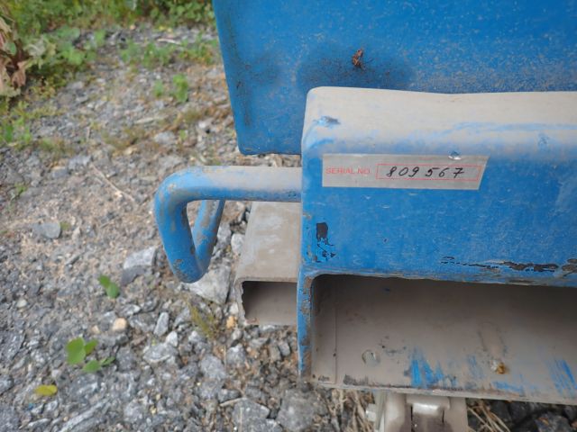 576589-11 Tippcontainer för Truck