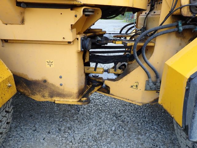 576575-28 Wheel loader Volvo L70D