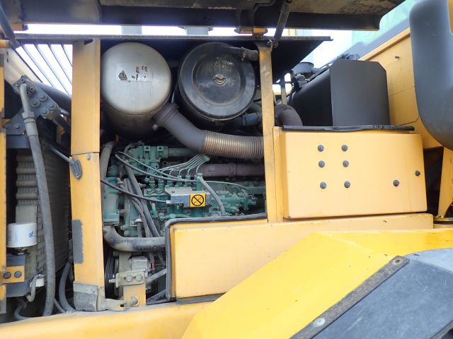 576575-38 Wheel loader Volvo L70D