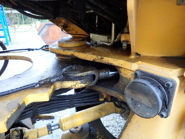 576575-52 Wheel loader Volvo L70D