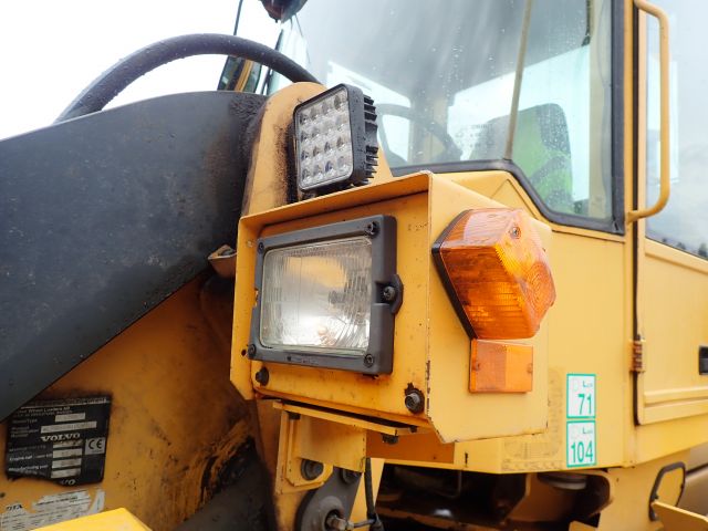 576575-57 Wheel loader Volvo L70D