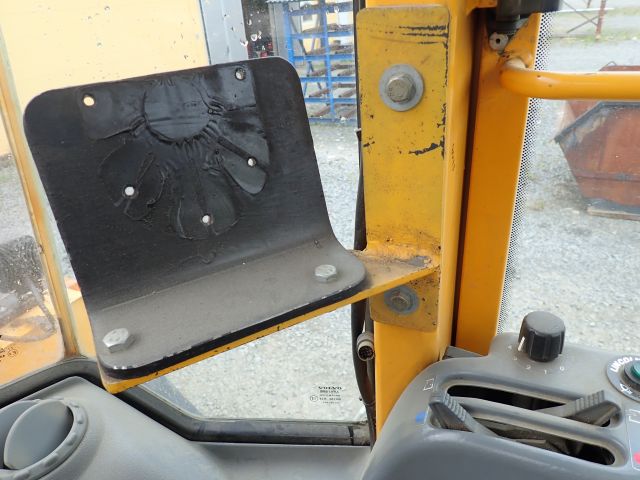 576575-75 Wheel loader Volvo L70D