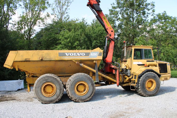 590915-5 Dumper Volvo A25C with crane -96