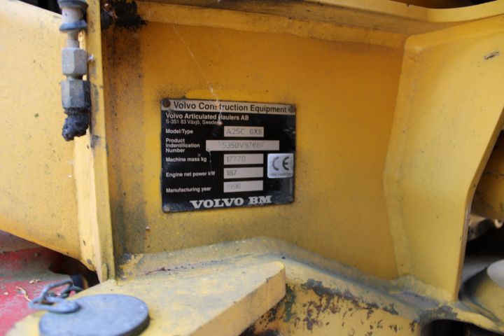590915-31 Dumper Volvo A25C with crane -96