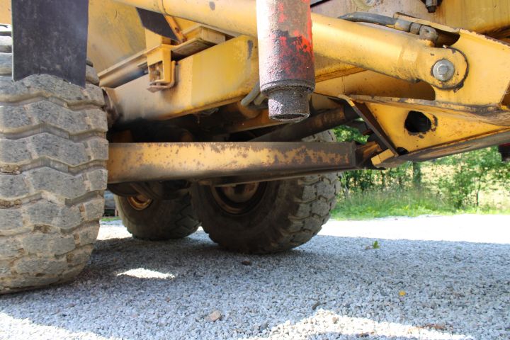 590915-34 Dumper Volvo A25C with crane -96