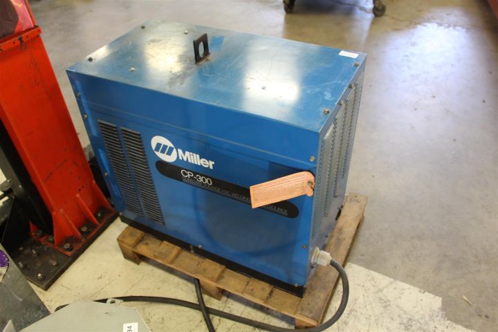 490533-6 Welding Miller CP-300