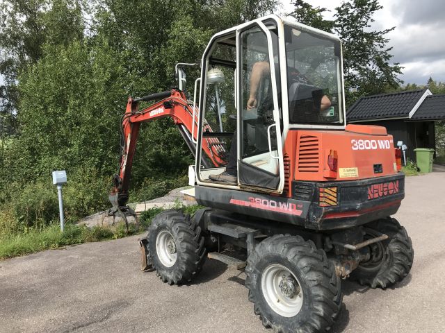 591263-1 Neuson 3800 WD SLR wheeled excavator with implements