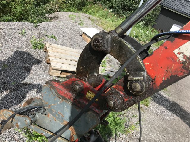 591263-15 Neuson 3800 WD SLR wheeled excavator with implements