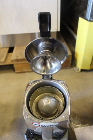 588833-5 Juice centrifuge, Santos 10CC (2004)