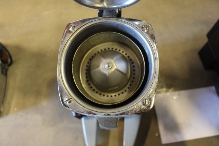 588833-7 Juice centrifuge, Santos 10CC (2004)