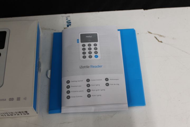 437639-6 iZettle Card Reader with dock and accessories