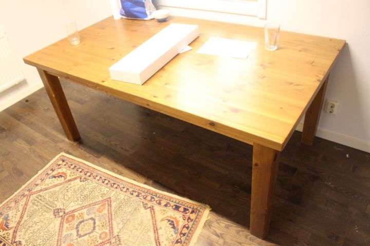 588771-14 Kontorsmöbler: skrivbord, kontorsstolar, bokhyllor m.m.