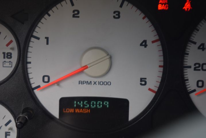 591679-15 Dodge Ram 2500 Heavy Duty 4x4 5.9L Cummins diesel 305 hp (14500 miles) -2004