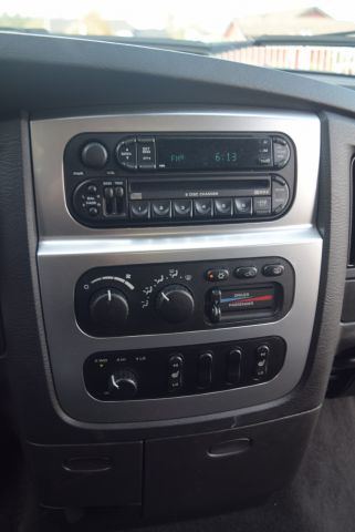 591679-16 Dodge Ram 2500 Heavy Duty 4x4 5.9L Cummins diesel 305 hp (14500 miles) -2004