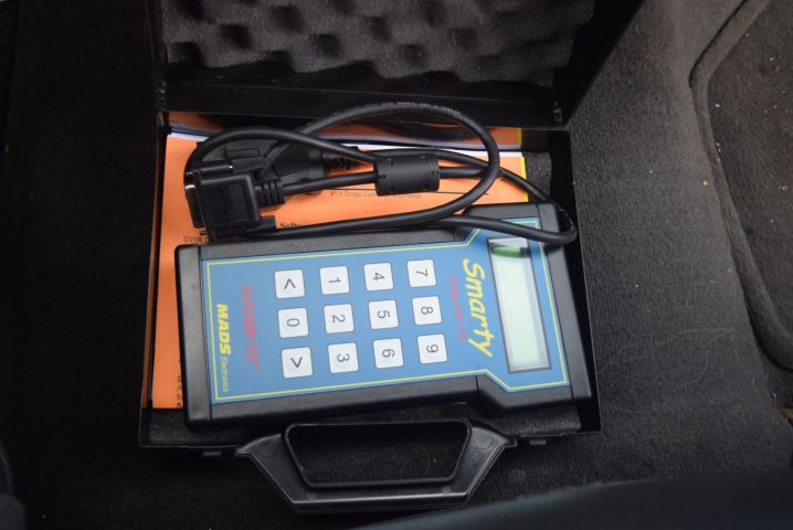 591679-39 Dodge Ram 2500 Heavy Duty 4x4 5.9L Cummins diesel 305 hp (14500 miles) -2004