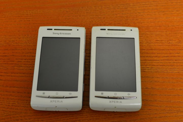 591721-1 Sony Ericsson Xperia X8 2pc