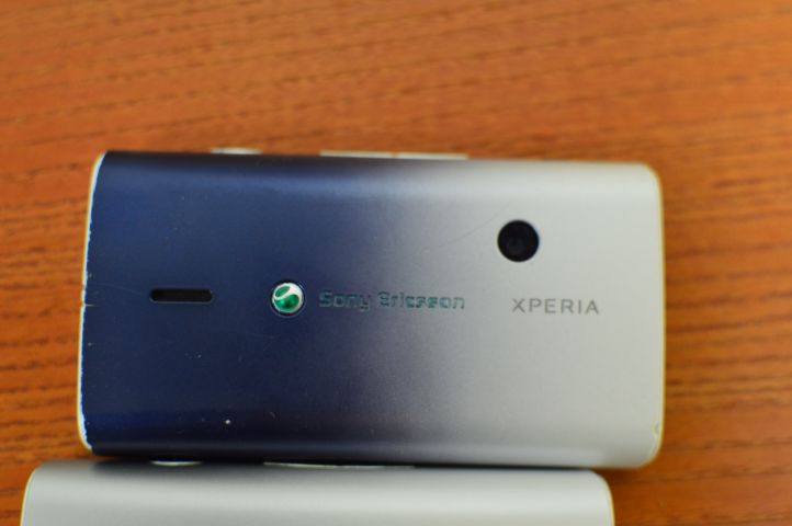 591721-4 Sony Ericsson Xperia X8 2pc