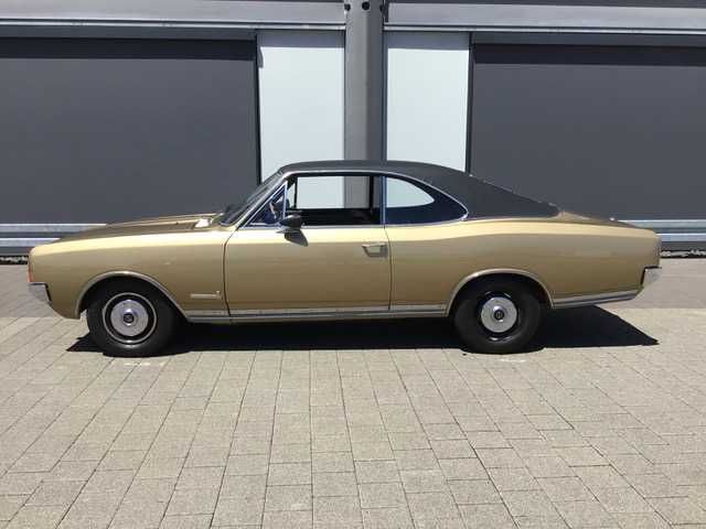 591734-6 Opel Commodore A Coupe