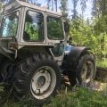 591911-8 Ford County 774L tractor (1982)
