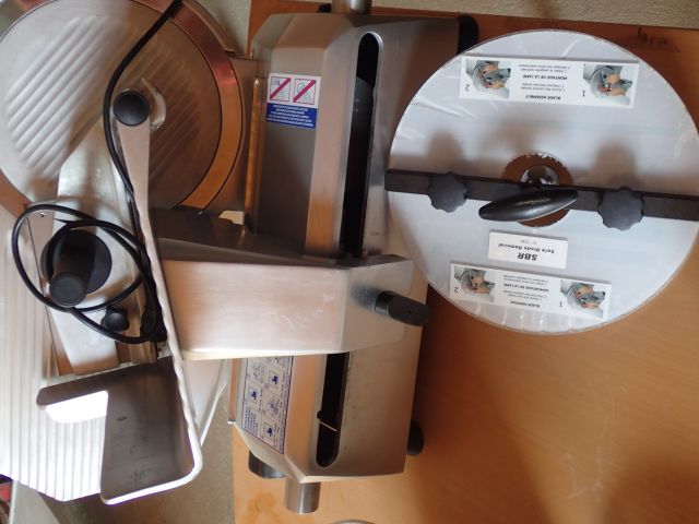 577090-3 Cutting machine Rheninghaus Mondial SBR