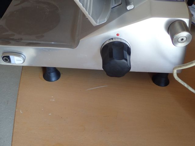 577090-4 Cutting machine Rheninghaus Mondial SBR