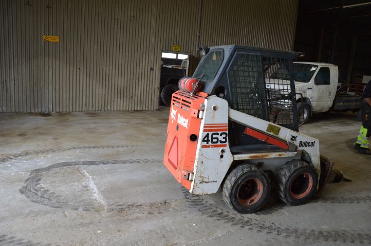 569681-4 Bobcat 463 -2004