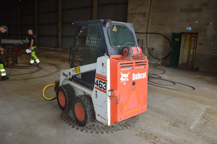 569681-5 Bobcat 463 -2004