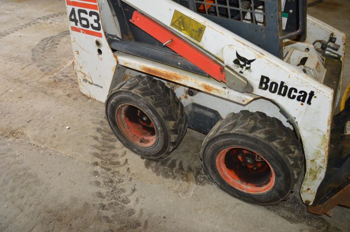 569681-10 Bobcat 463 -2004