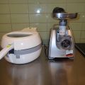 467110-1 Tefal Airfryer and Bosch meat grinder