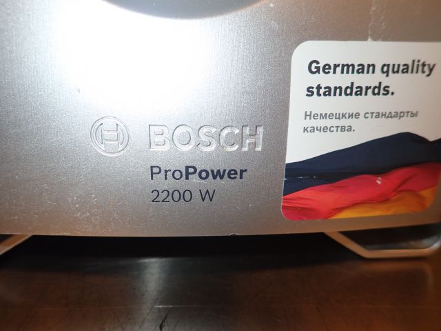 467110-10 Tefal Airfryer and Bosch meat grinder