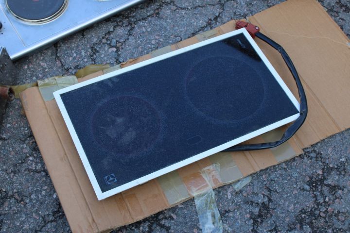 590321-7 Kokplattor 3st, varmhållningslåda, värmeri