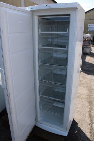 590340-4 Kylskåp och frysskåp Zanussi