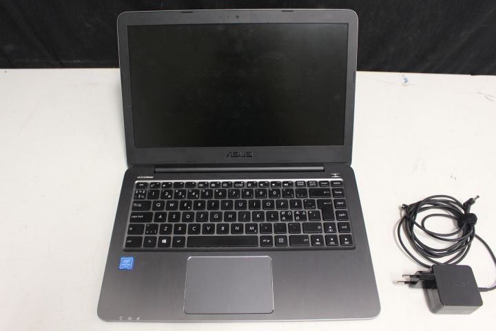 550353-3 ASUS Laptop E403S