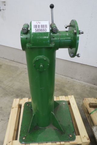 589693-2 Training station Gearbox Volvo SR70