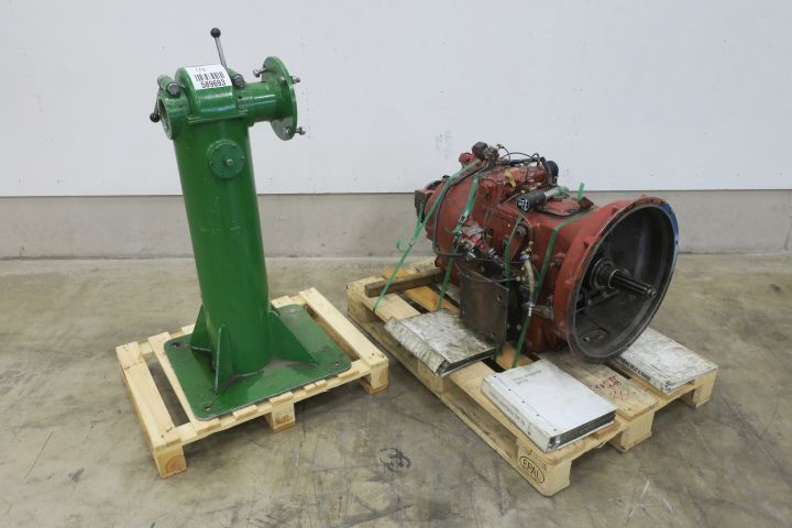 589693-1 Training station Gearbox Volvo SR70