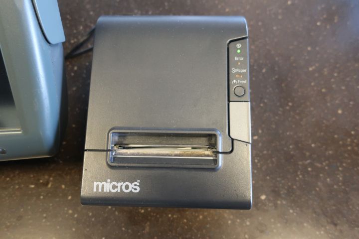 580649-7 Checkout line MICROS, 4 cash registers with drawers, receipt printer, 3 kitchen screens and server