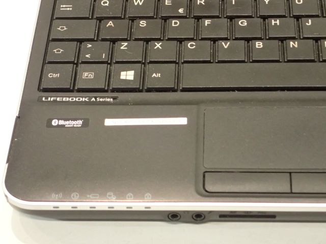 577144-4 Fujitsu Lifebook A512