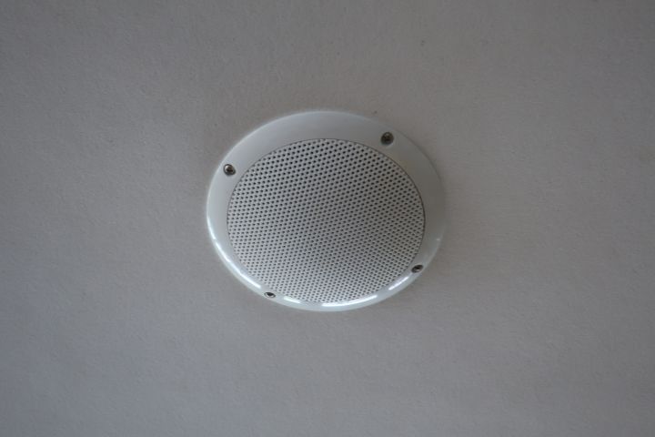 580693-6 Sound system, ALTO PRO MAC 2.4 and 20 speakers for ceiling mounting
