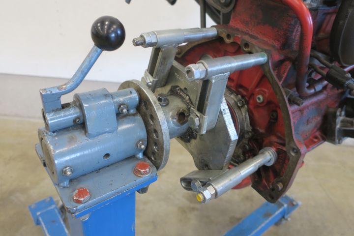 589695-3 Training station Volvo engine B23