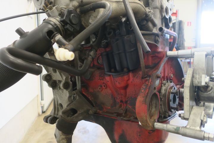 589695-8 Training station Volvo engine B23
